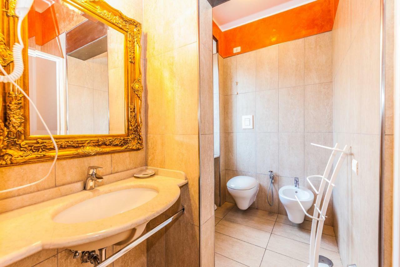 Albergo Della Corte Μπενεβέντο Εξωτερικό φωτογραφία