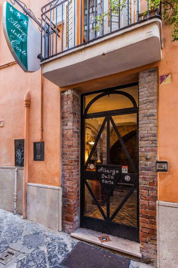 Albergo Della Corte Μπενεβέντο Εξωτερικό φωτογραφία