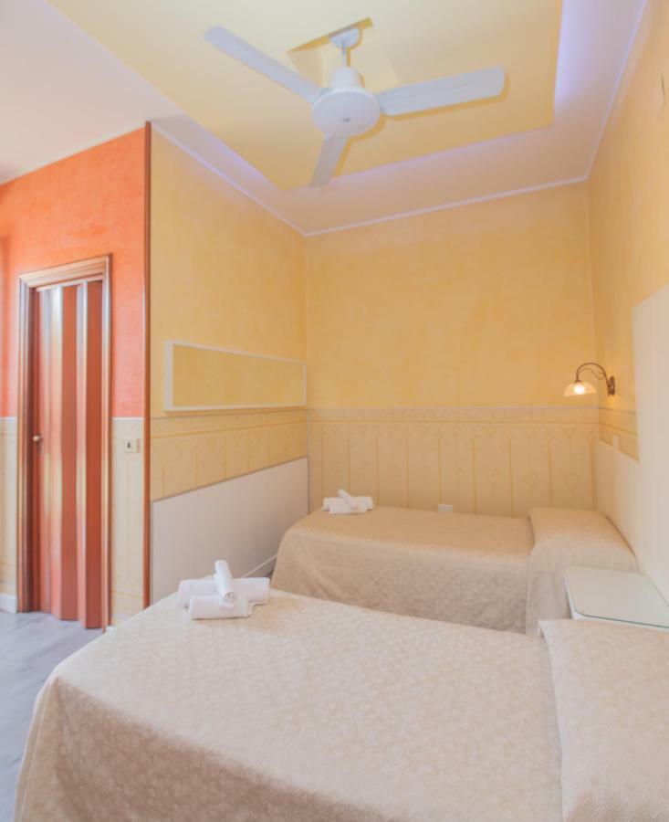Albergo Della Corte Μπενεβέντο Εξωτερικό φωτογραφία