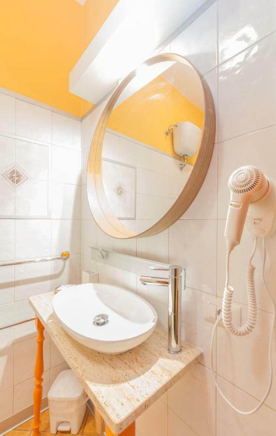 Albergo Della Corte Μπενεβέντο Εξωτερικό φωτογραφία